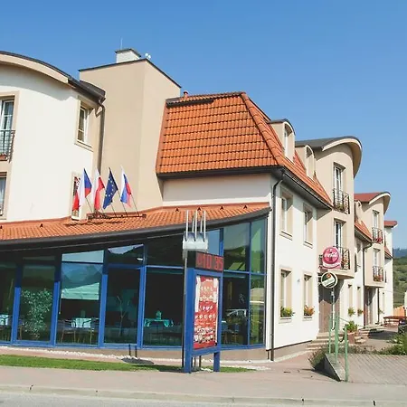 Hotel Fontana 3*