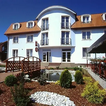 酒店 Fontana Bešeňová