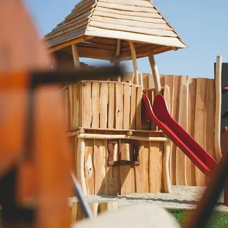 Hotel Fontana Bešeňová